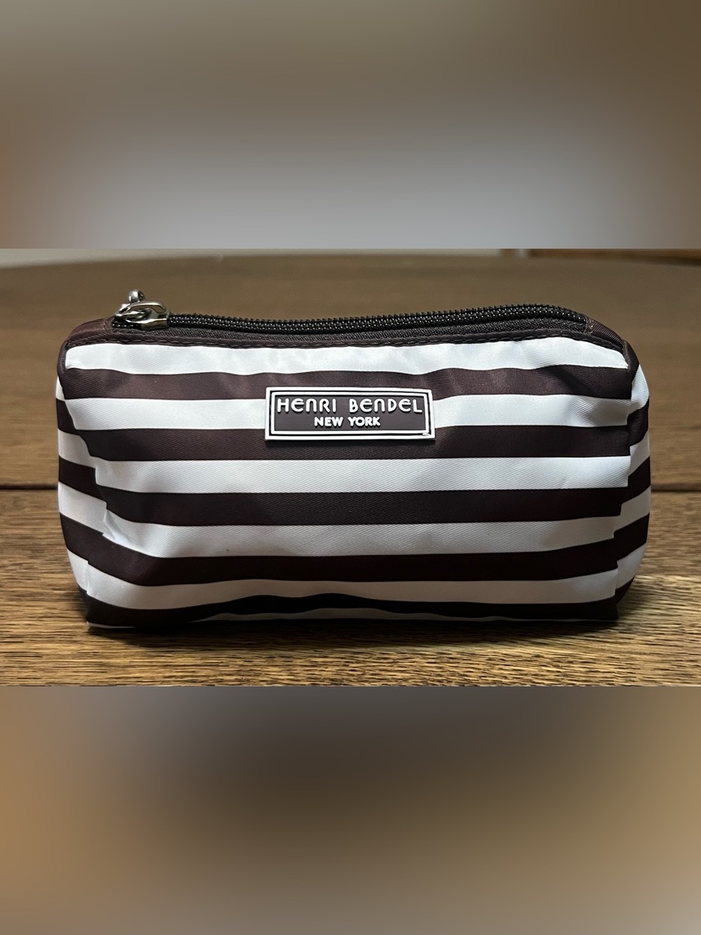 Henri Bendel New York Brown White Stripe Nylon Cosmetic Makeup Pouch Zip Bag